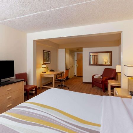 La Quinta By Wyndham Garden City Pokój zdjęcie