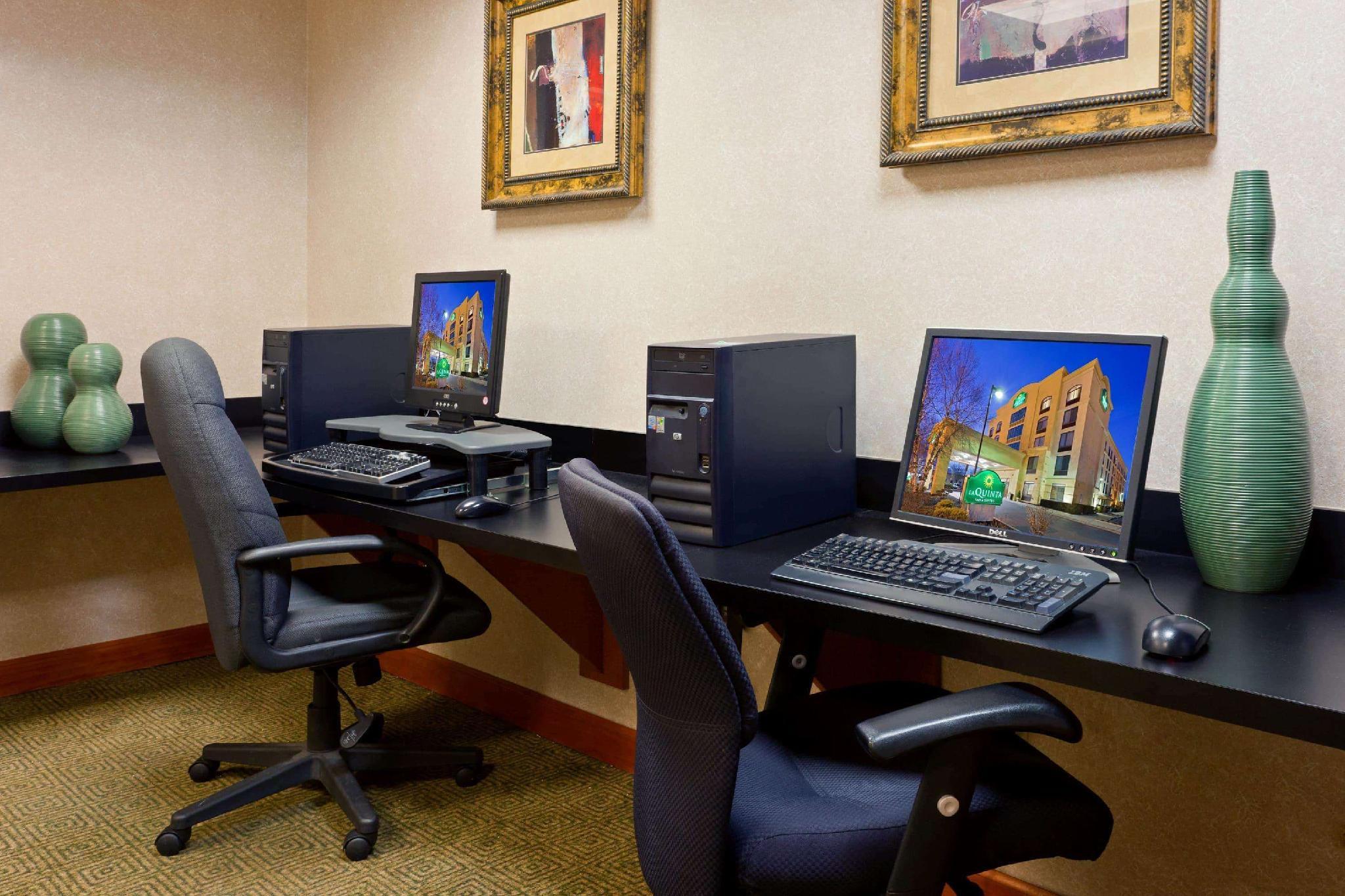 La Quinta By Wyndham Garden City Zewnętrze zdjęcie